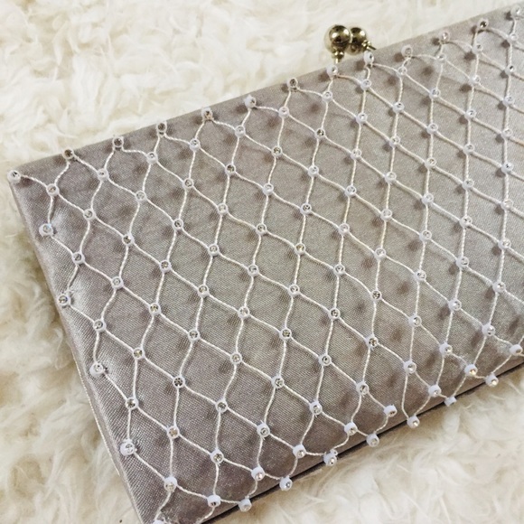 VINTAGE Silver Clutch Silver Chain Evening Purse - Picture 15 of 16